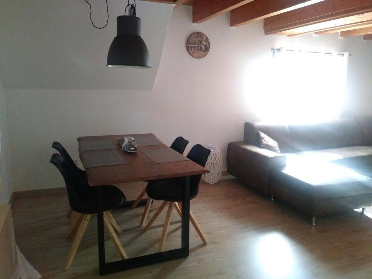 Lola Apartment *